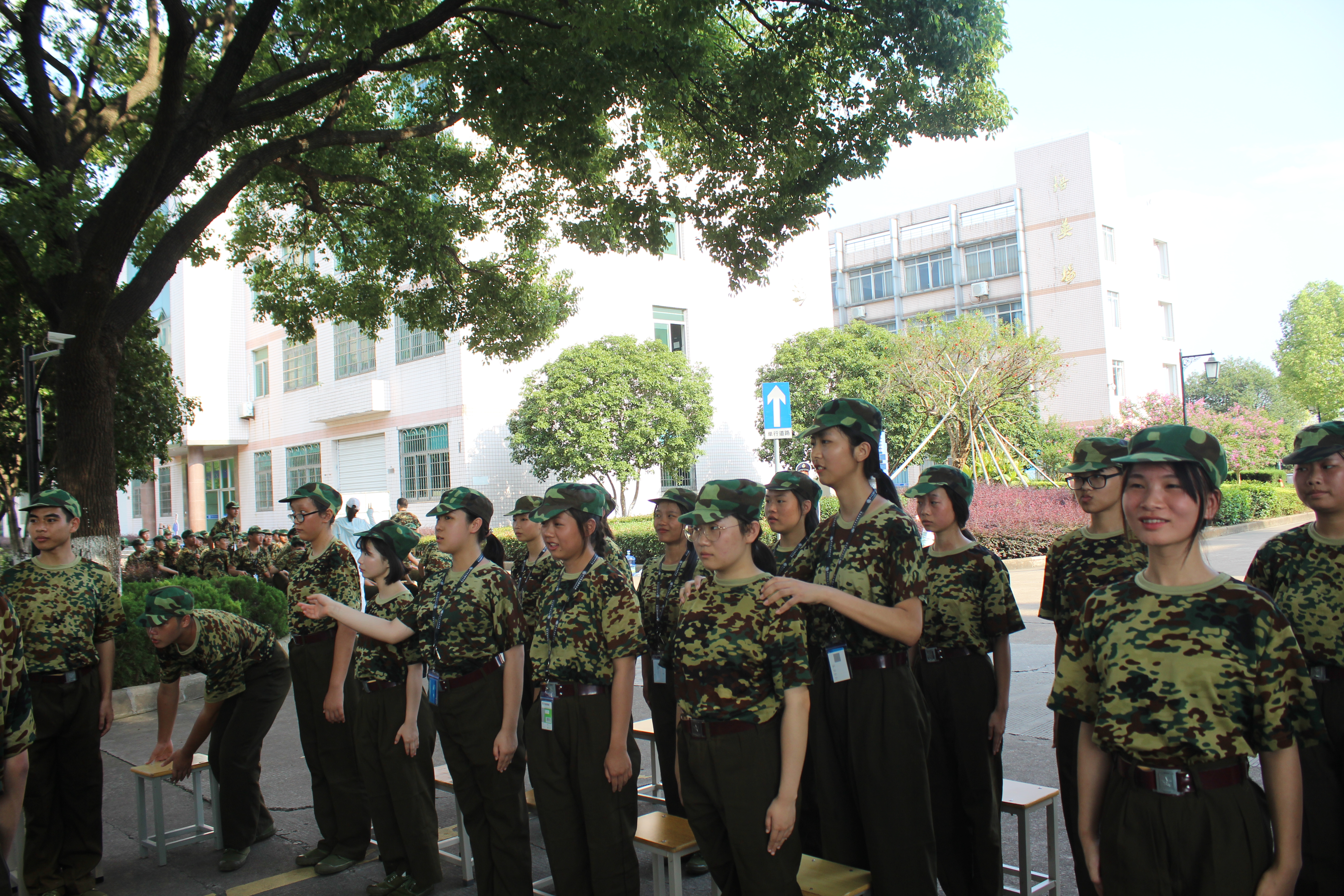 机电系学生会新生行为礼仪学习-浙江交通技师学院